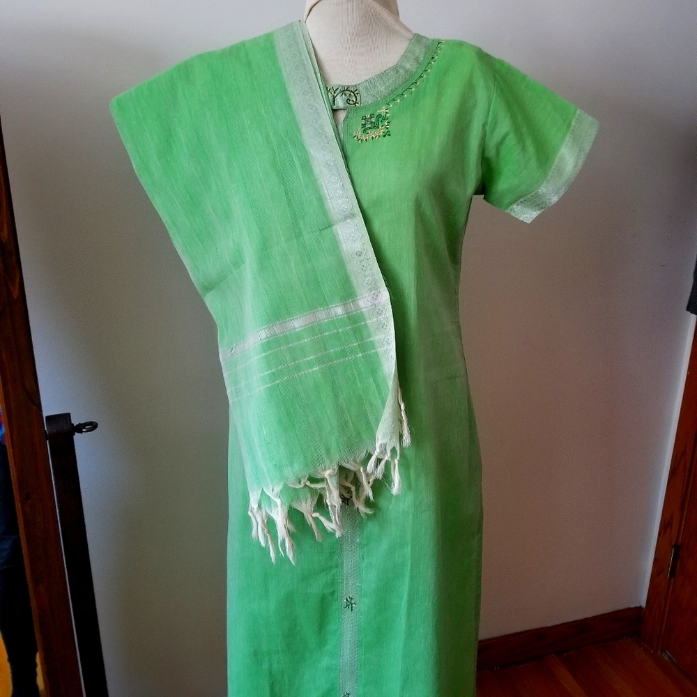 India Sauri Tunic, Pants, Scarf